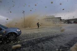 هلاك 8 أشخاص بعاصفة في جنوب إفريقيا